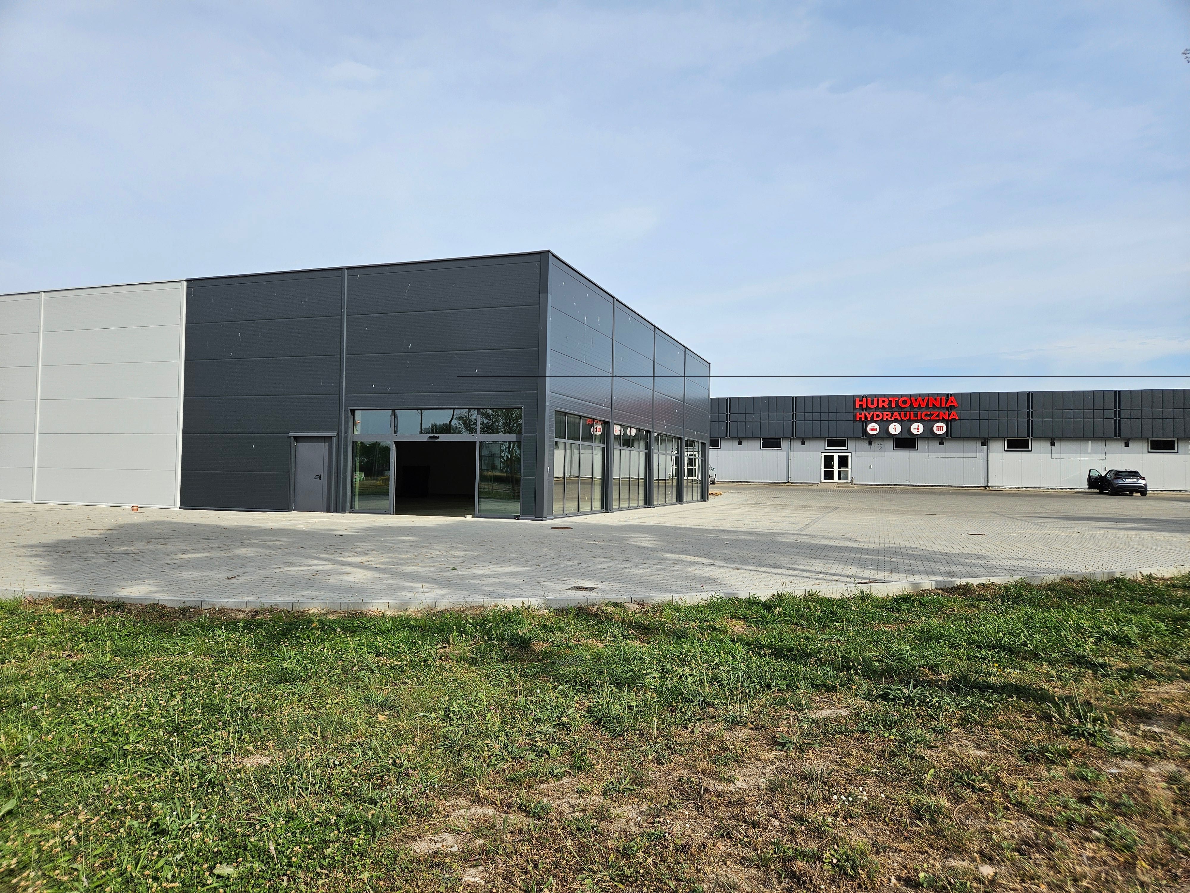 Oferta wynajęcia lokalu handlowo usługowego o powierzchni 400 m2