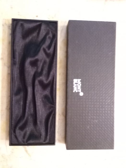 Caixas ou estojos para canetas MONTBLANC