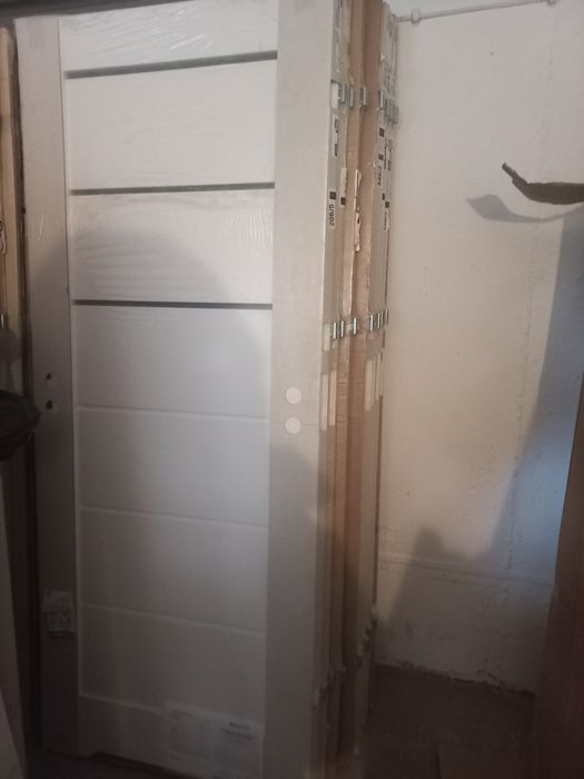 Drzwi łazienkowe i pokojowe przylgowe Toreno 80 kredowobiałe