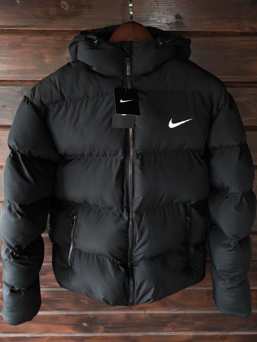 Распродажа. Мужская зимняя куртка пуховик Nike