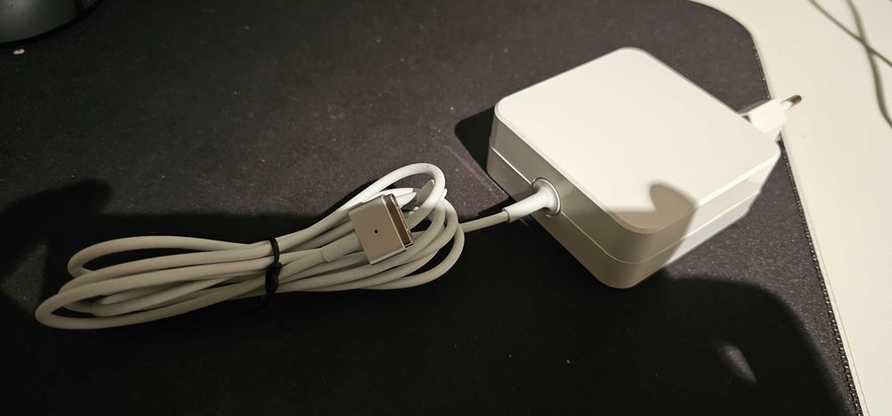 Macbook Pro 2015 8GB Ram 512GB SSD impecável