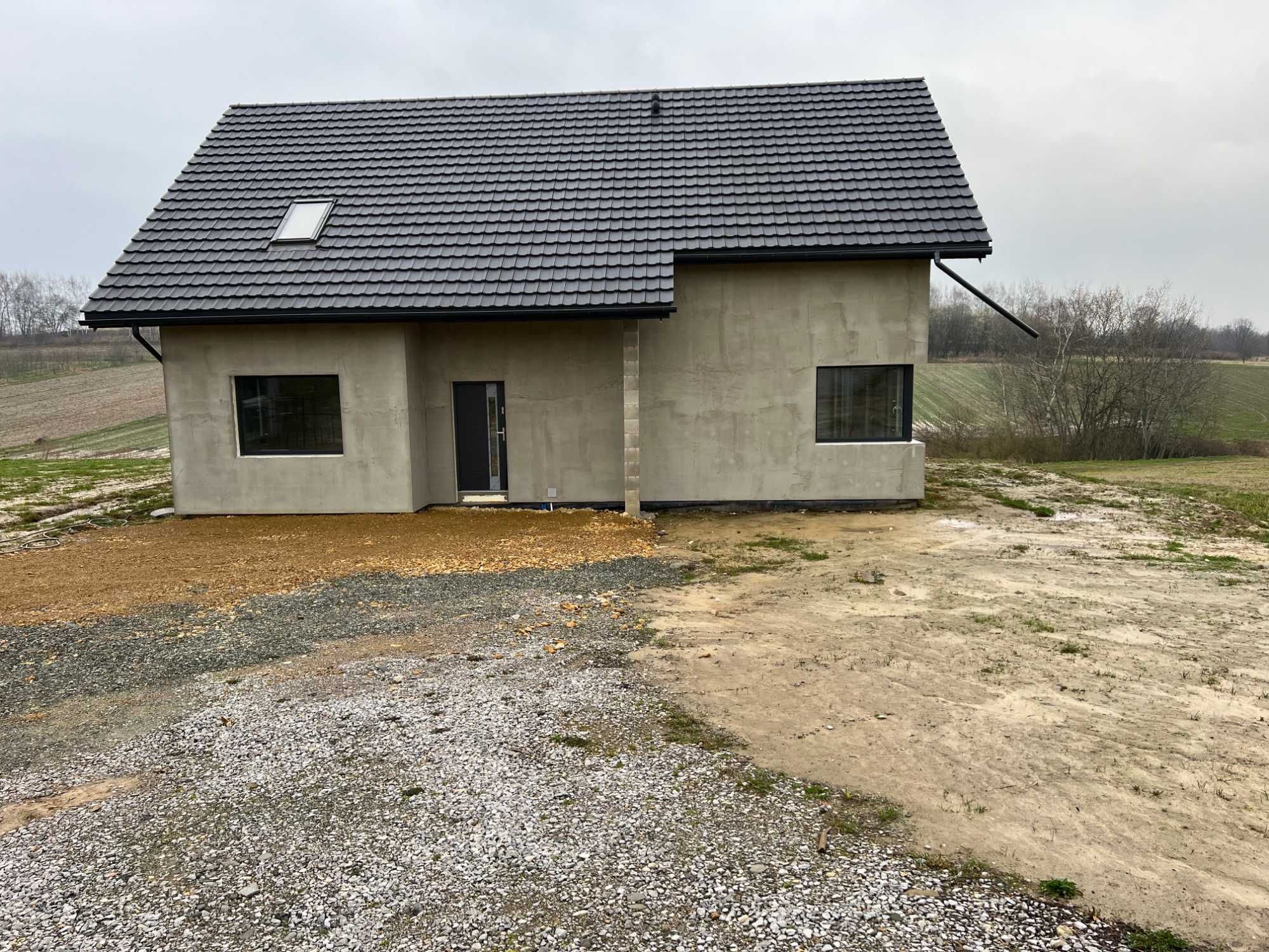 Okazja dom 170 m2 + 60 m2 dodatkowy budynek, duża działka