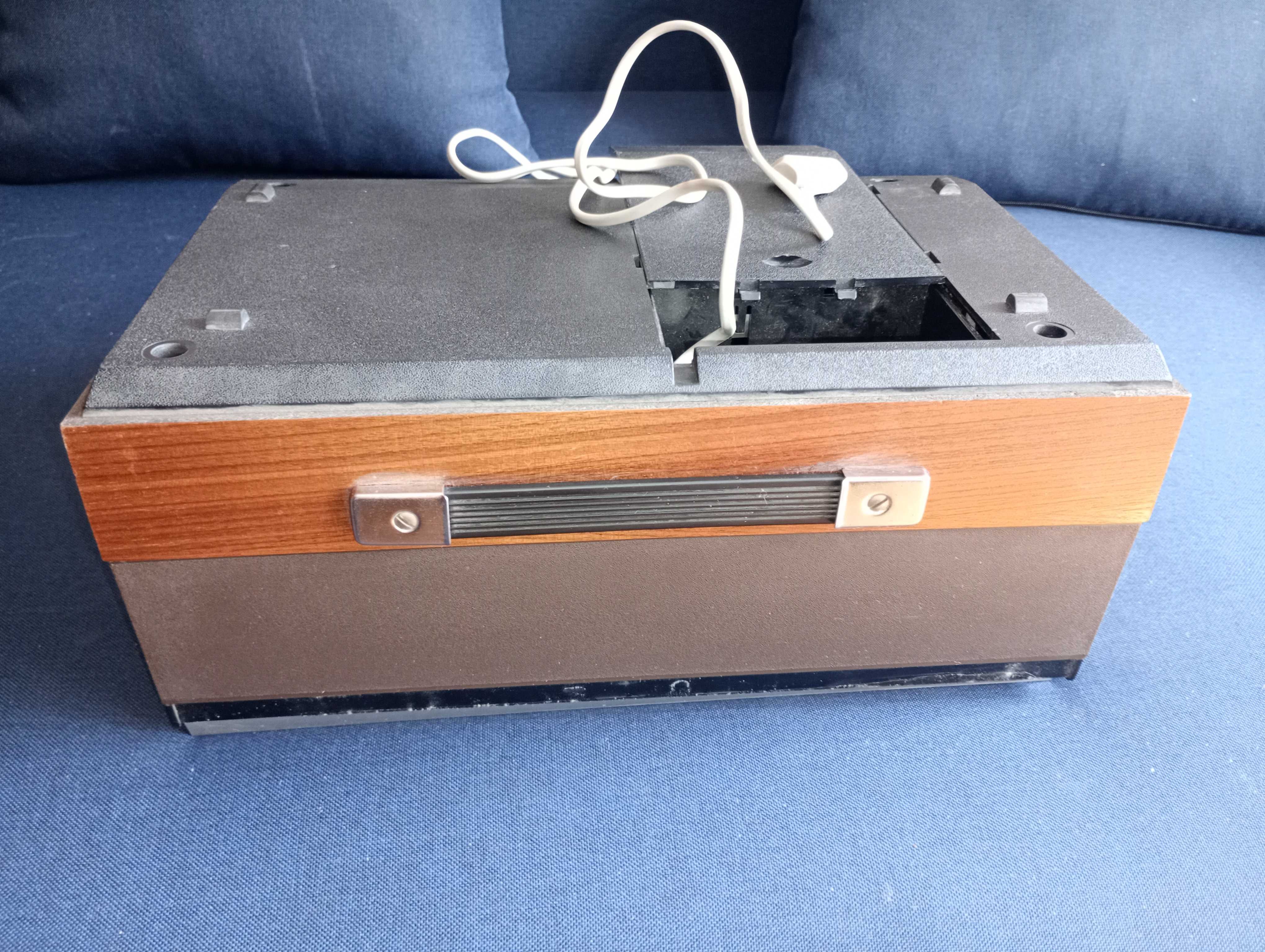 Gramofon Philips 633