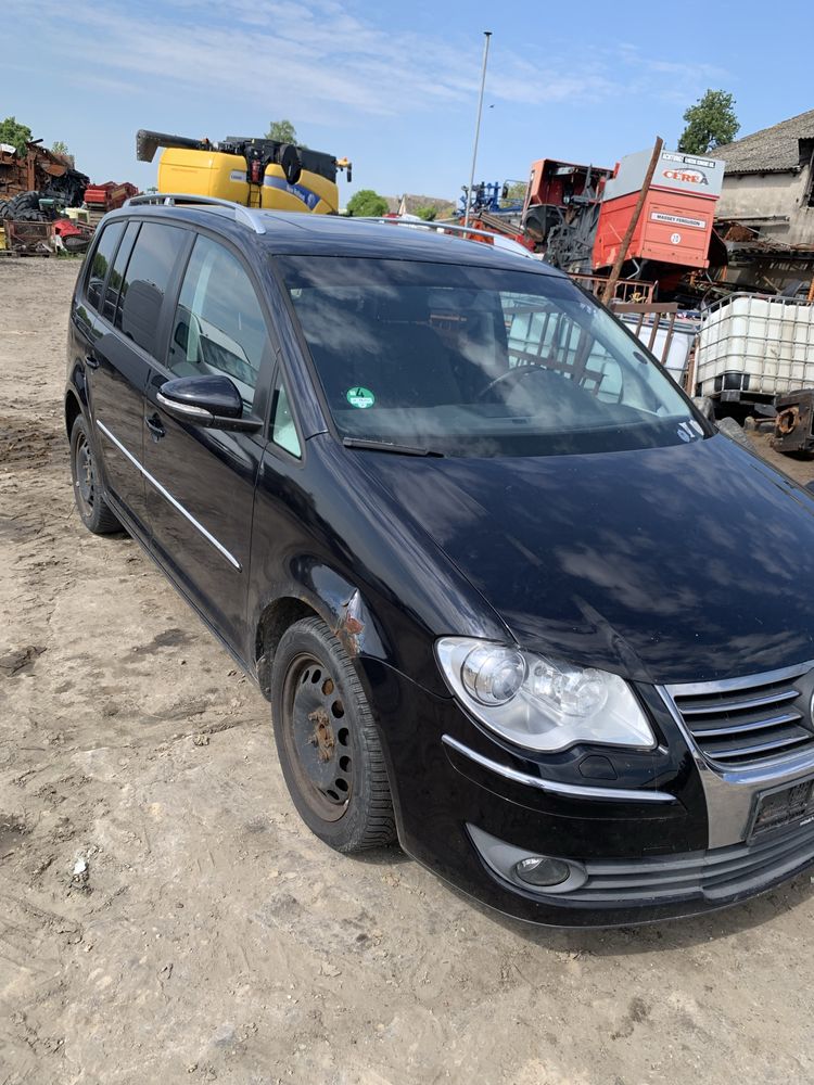 Vw touran 1.4 tsi lift uszkodzony