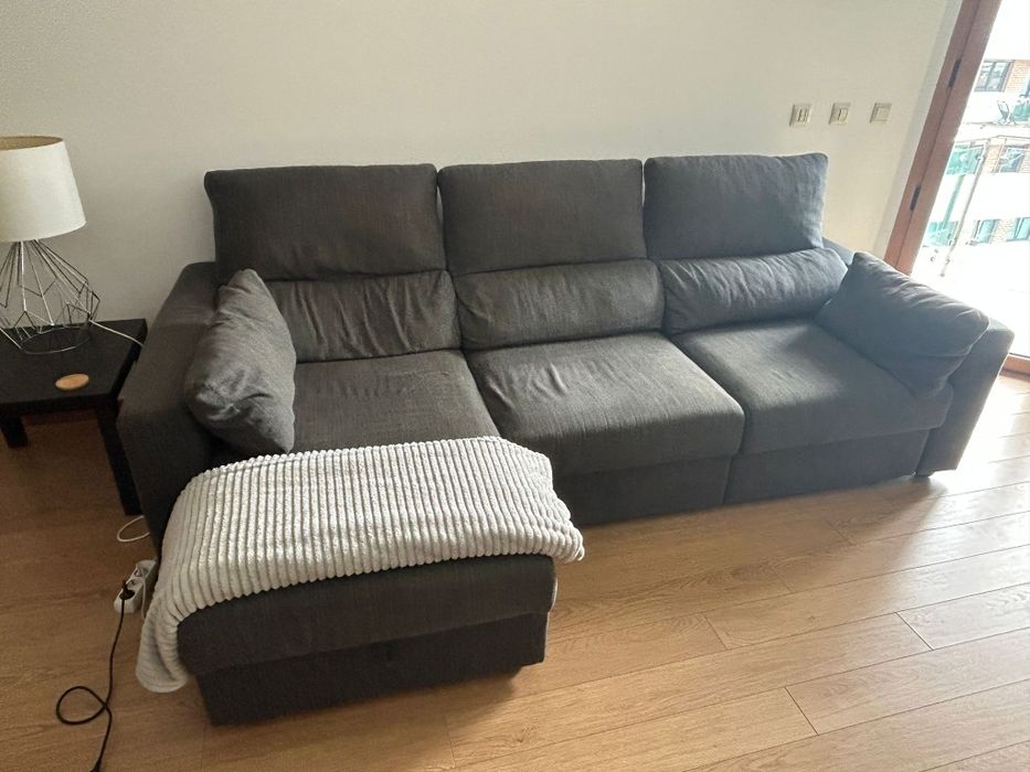 Sofá com Chaise longue