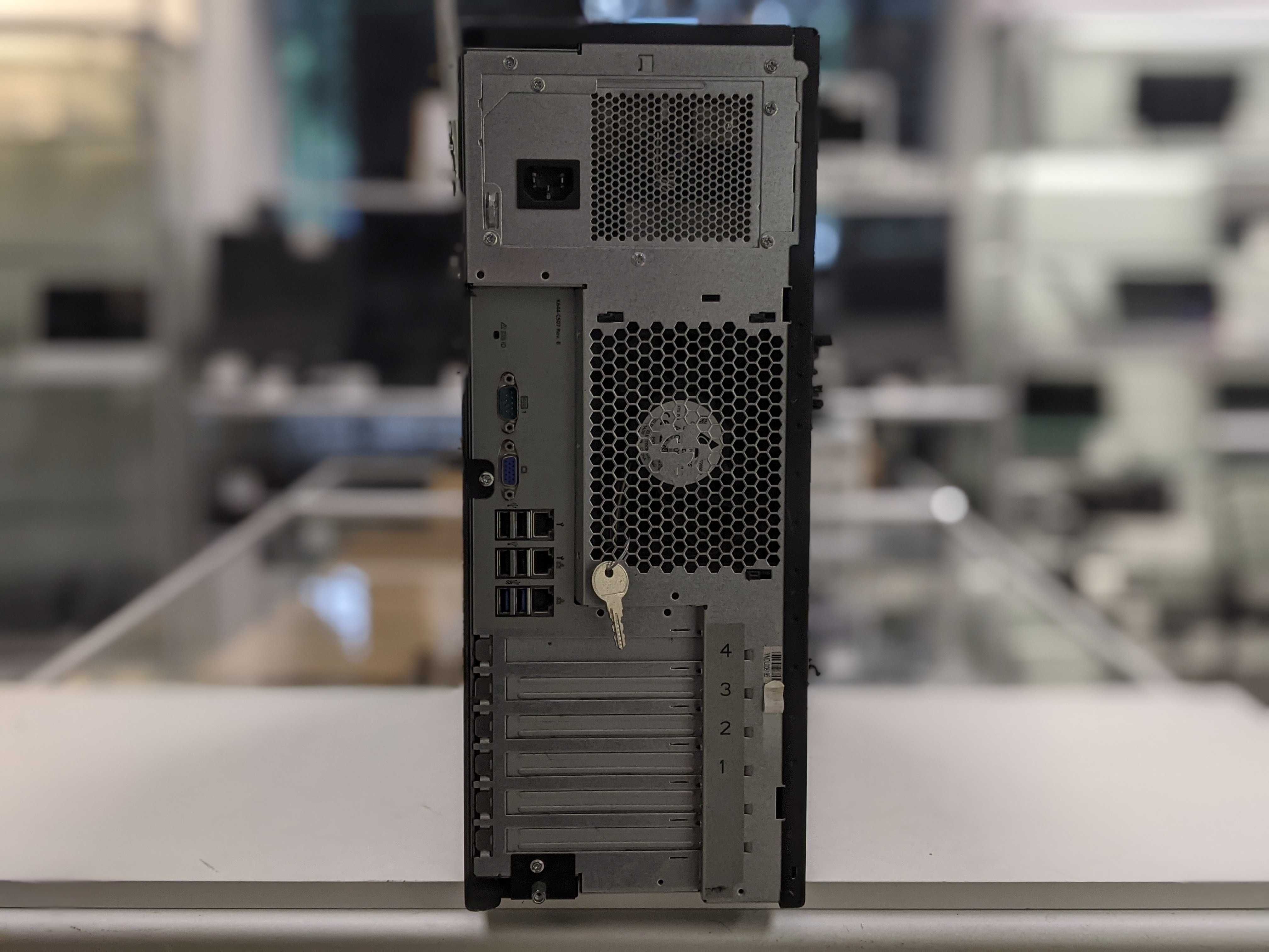 Гурт! Робоча станція Fujitsu Primergy TX1330 M3/Xeon E3-1240 v6/16GB