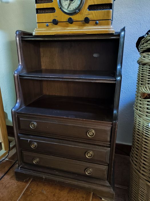 Credência com tampo em pedra&Outros