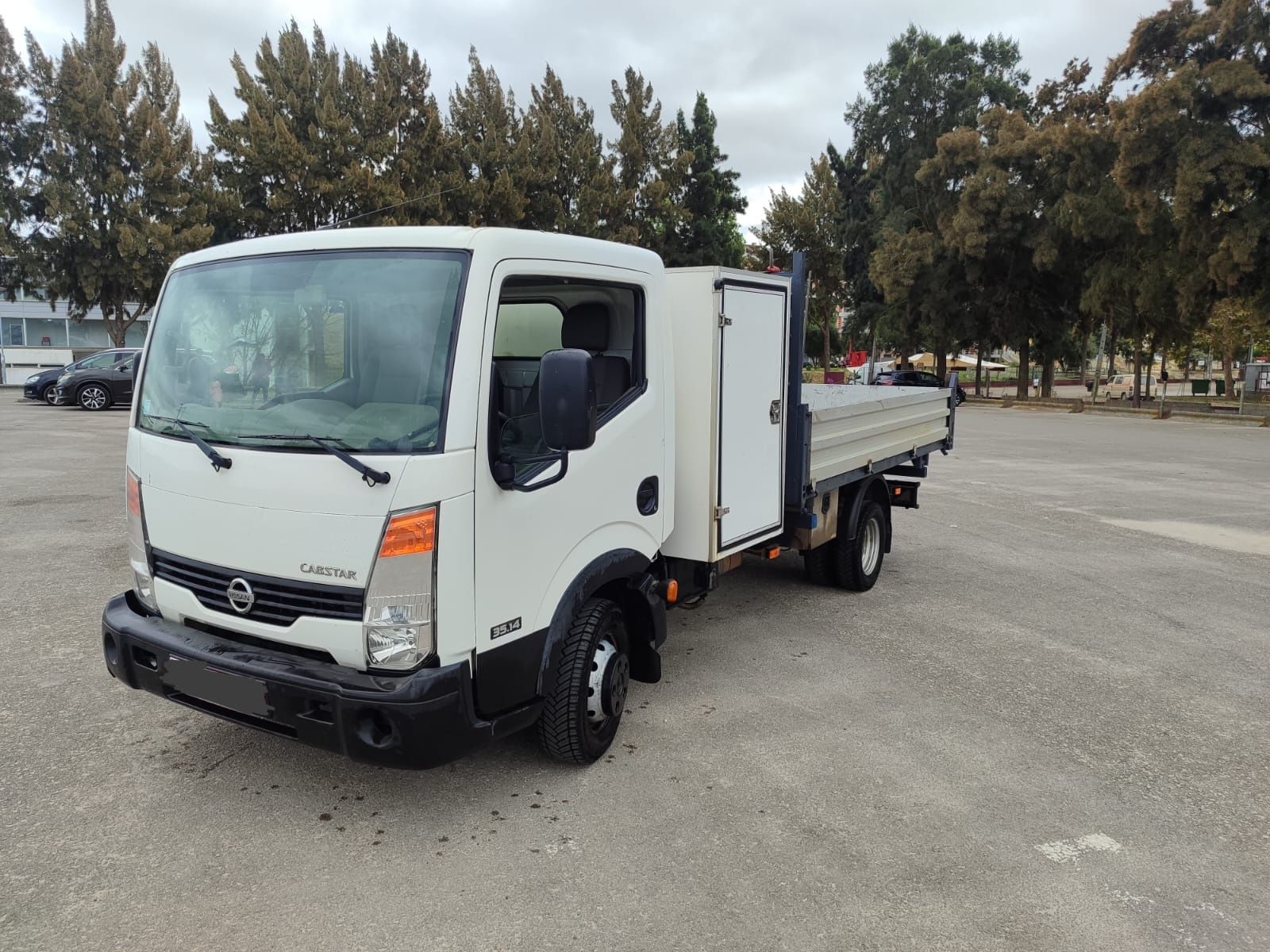 Nissan Cabstar 2.5TD Basculante