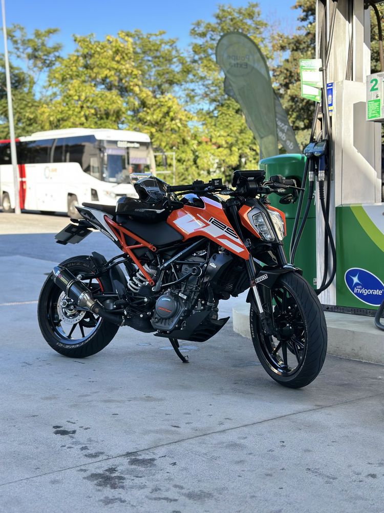 Ktm duke 125 modelo 2021