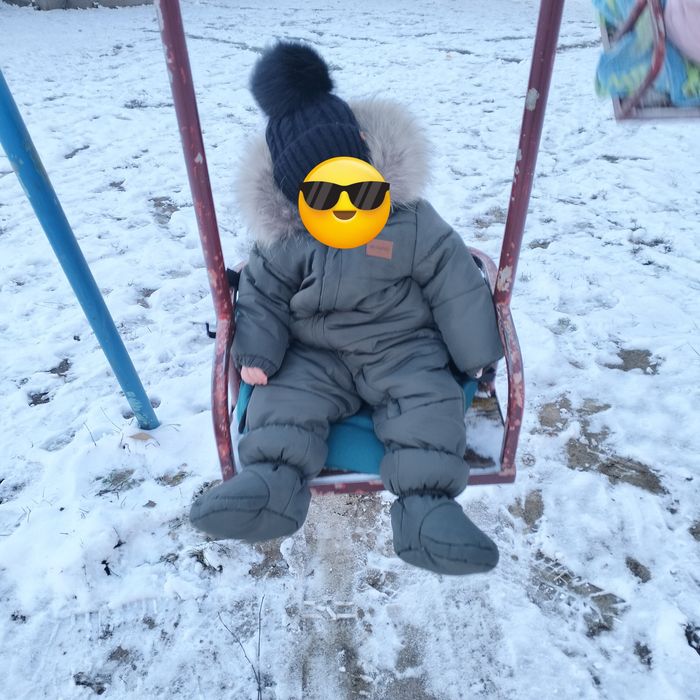 Зимовий комбінезон