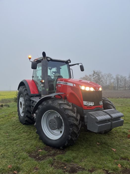 Massey Ferguson 8690