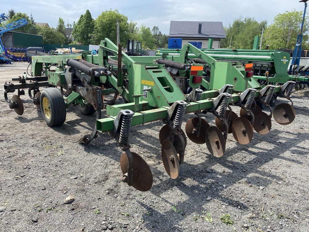Дисколаповий агрегат John Deere 2700