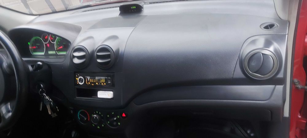 Шевроле Авео 1.5 газ бенз