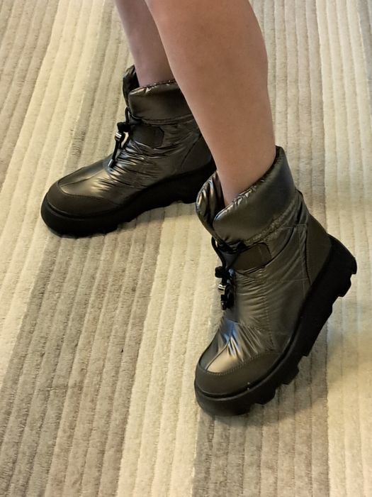 Жіночі чоботи DeeZee 39р, зимові
В чудовому стані - взува