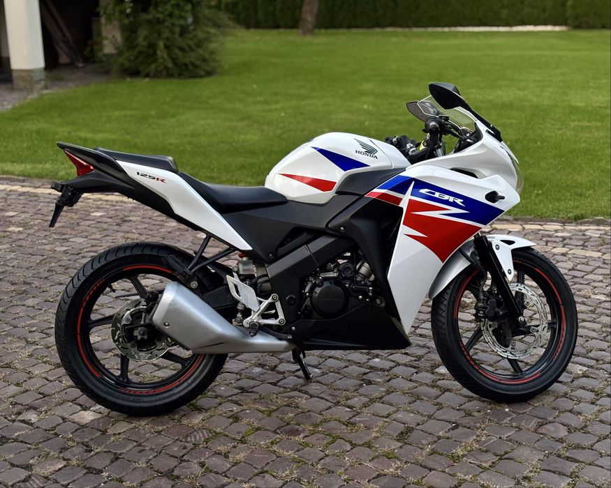 HONDA CBR 125, Jc50 Kat. A1/B, Motocykl 125cm3! (YZF MT DUKE)