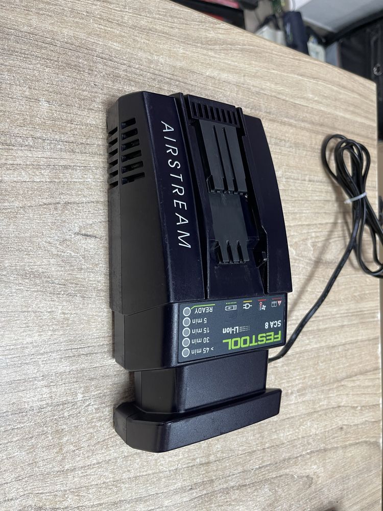 Festool SCA 8 / зарядний пристрій Фестул