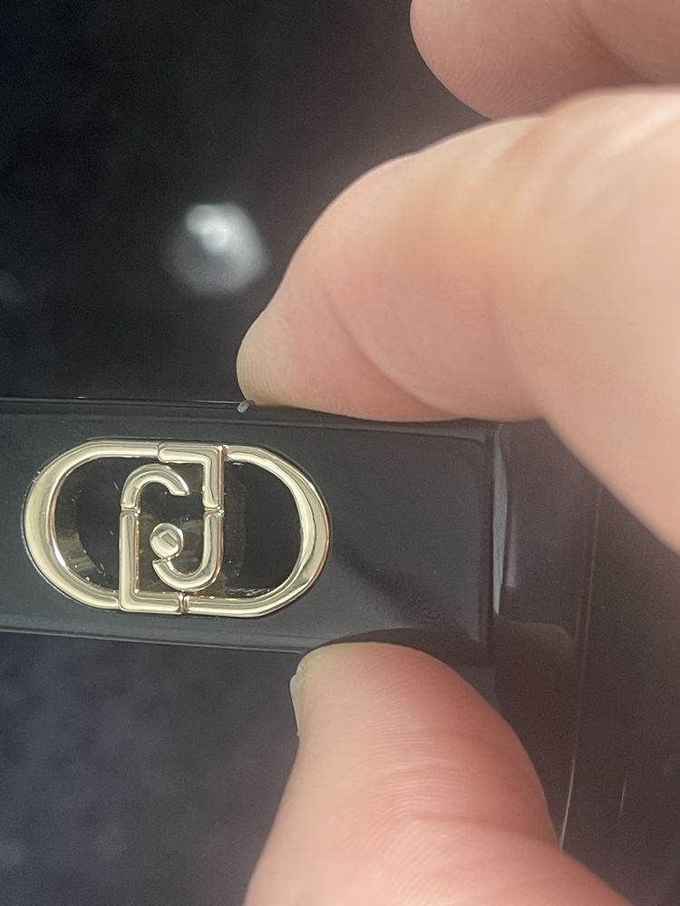 Nowe okulary tylko przy mierzone Liu Jo