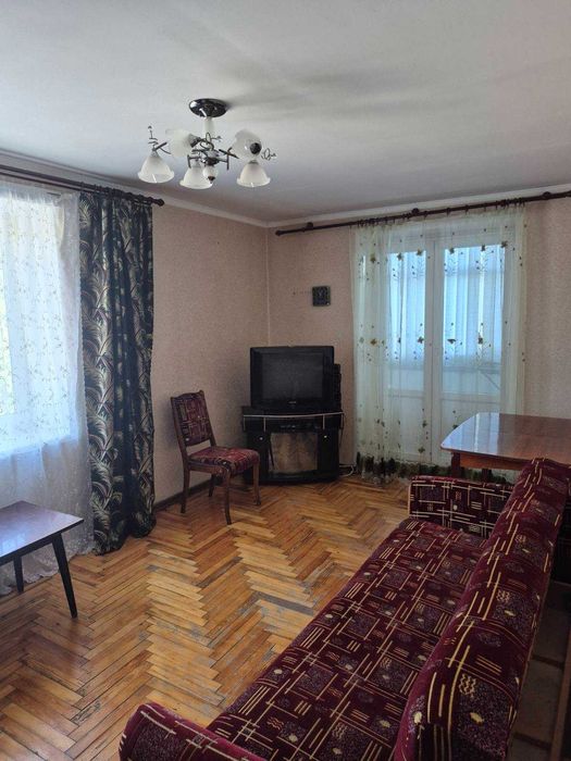 Здається в  оренду 1 кімн. кв.  Шевченківському р-ні, вул. Бочарова 12