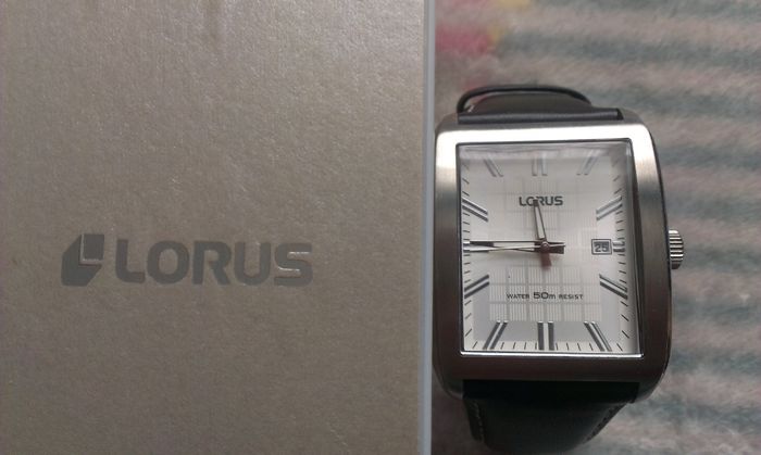 Годинник Lorus (японія)