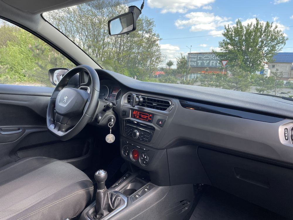 Peugeot 301 1.6L 2020 року