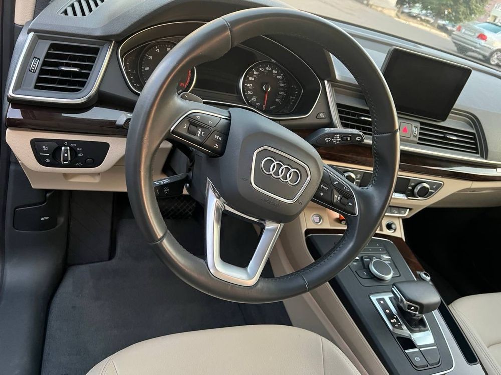 Audi Q5 Premium Quattro 2020