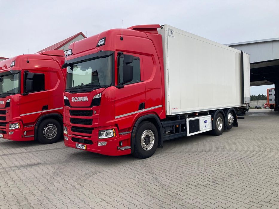 Scania R450 chłodnia hakowa hakówka Schmitz - 2 szt.