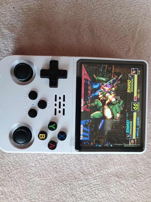 Consola portátil R36S cheia de jogos