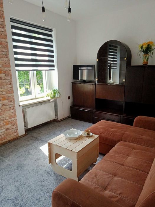 Wynajmę Mieszkanie WROCŁAW - LEŚNICA 93M2 Parter Kamienicy