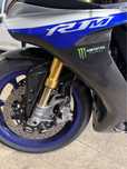 Yamaha r1m 2019  08
