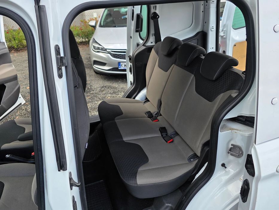 Ford Transit Courier Ekonomiczny Serwisowany Salon Polska 1właściciel