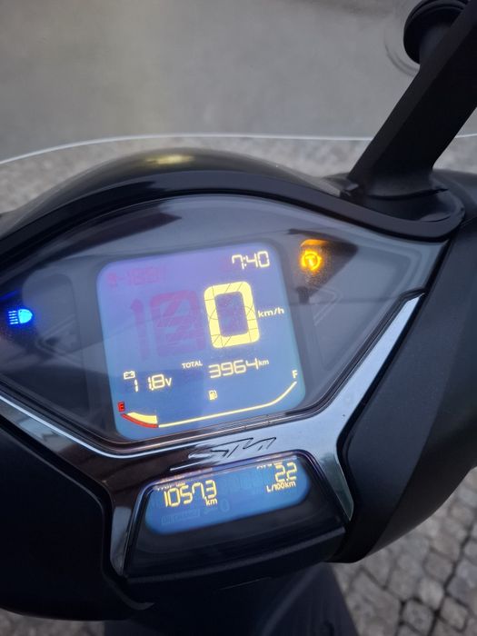 Honda SH 125 i de 2023  apenas  3900km