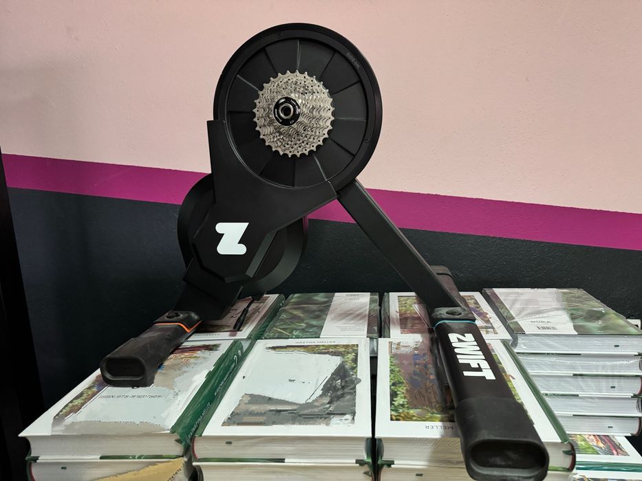 trenażer Zwift Hub smart trainer