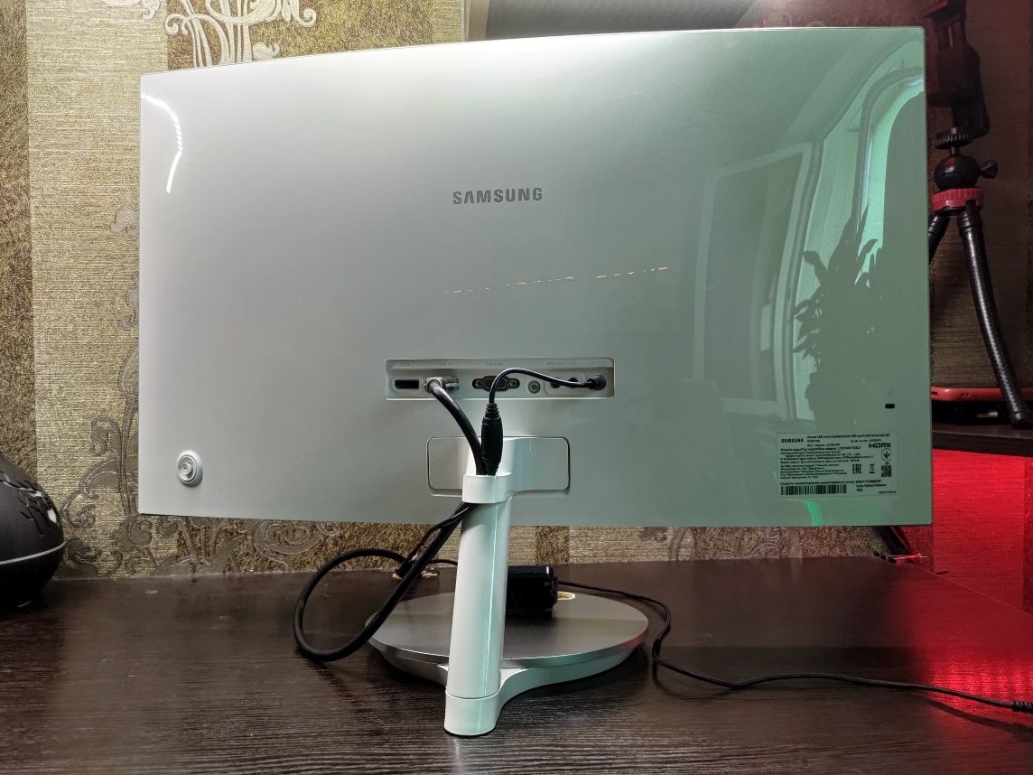 Samsung C27F591F 27
