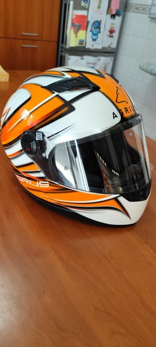 Capacete tamanho M com auricular