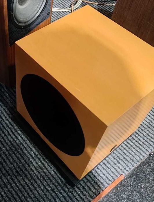 Canton Karat AS 300   31см 350ватт