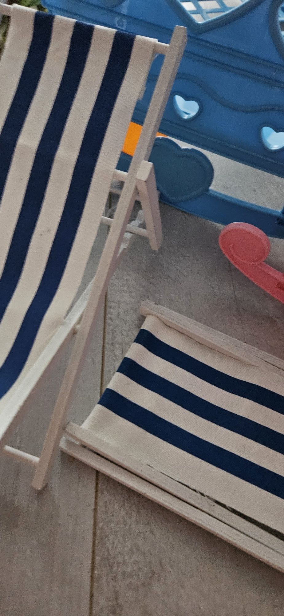 Mebelki domek dla lalek łóżeczko kołyski leżaczek plażowy