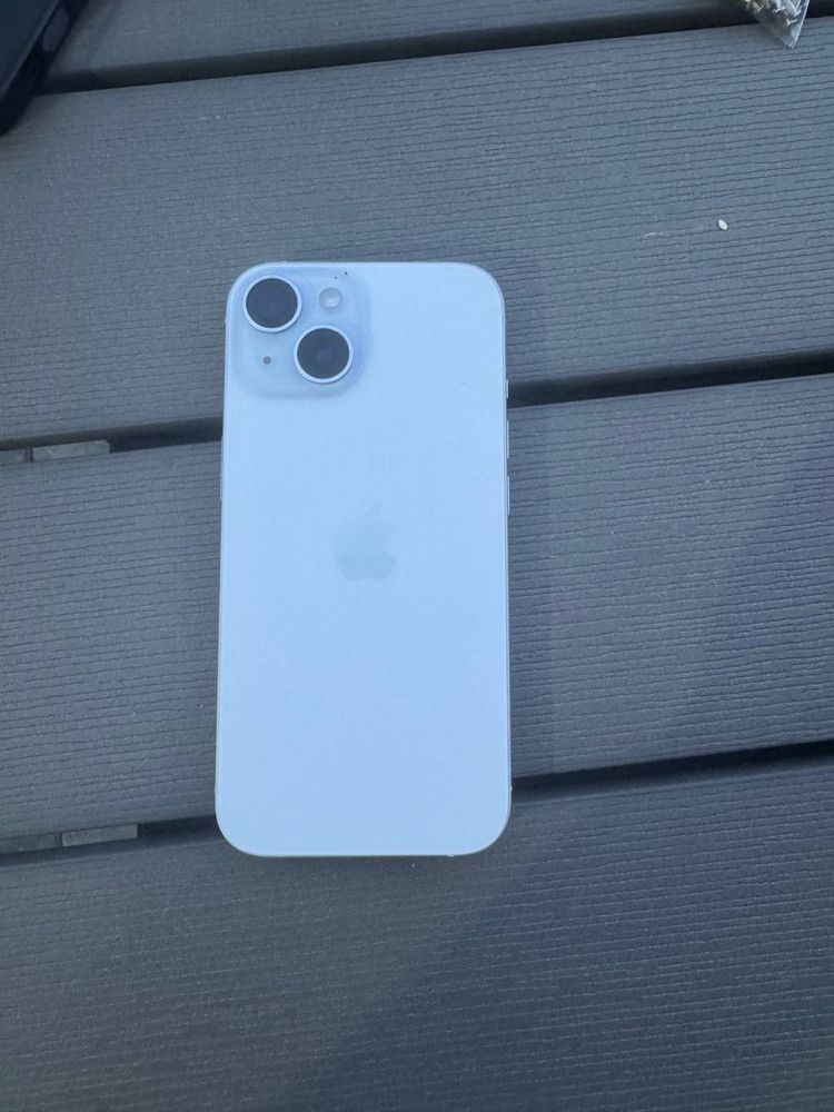 Iphone 15/128 white