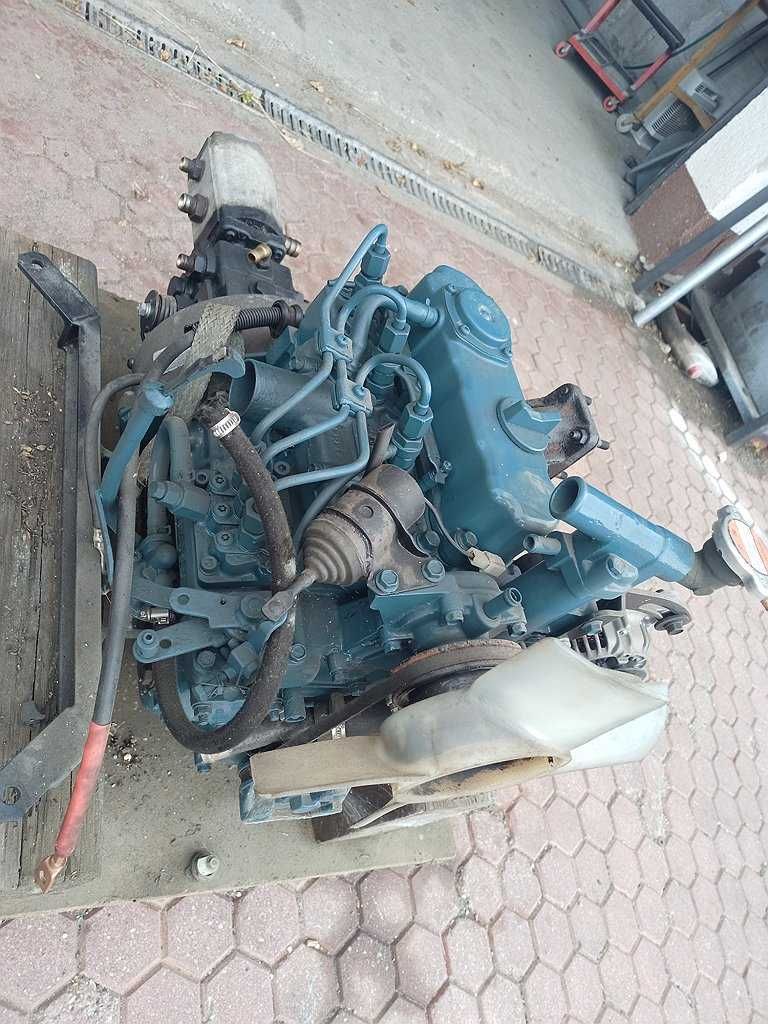 Silnik KUBOTA D722-ES z pojazdu komunalnego EGHOLM 2150