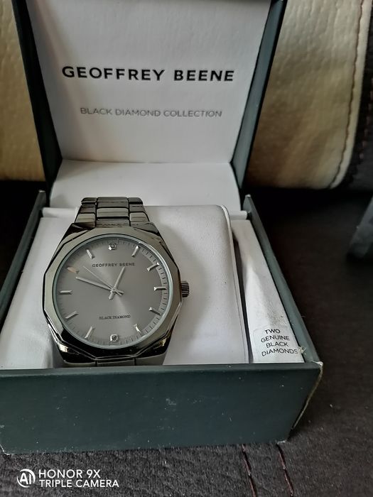 Zegarek Geoffrey Beene Black Diamond Collection.