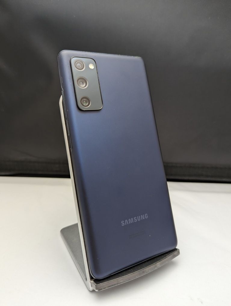 Samsung Galaxy S20FE 6/128gb + Galaxy Watch 3 41мм Гарантія