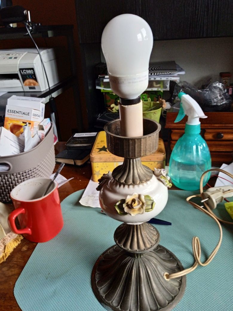 Okazja Piękna lampka stara usterka,śliczne porcelana zdobienia info op