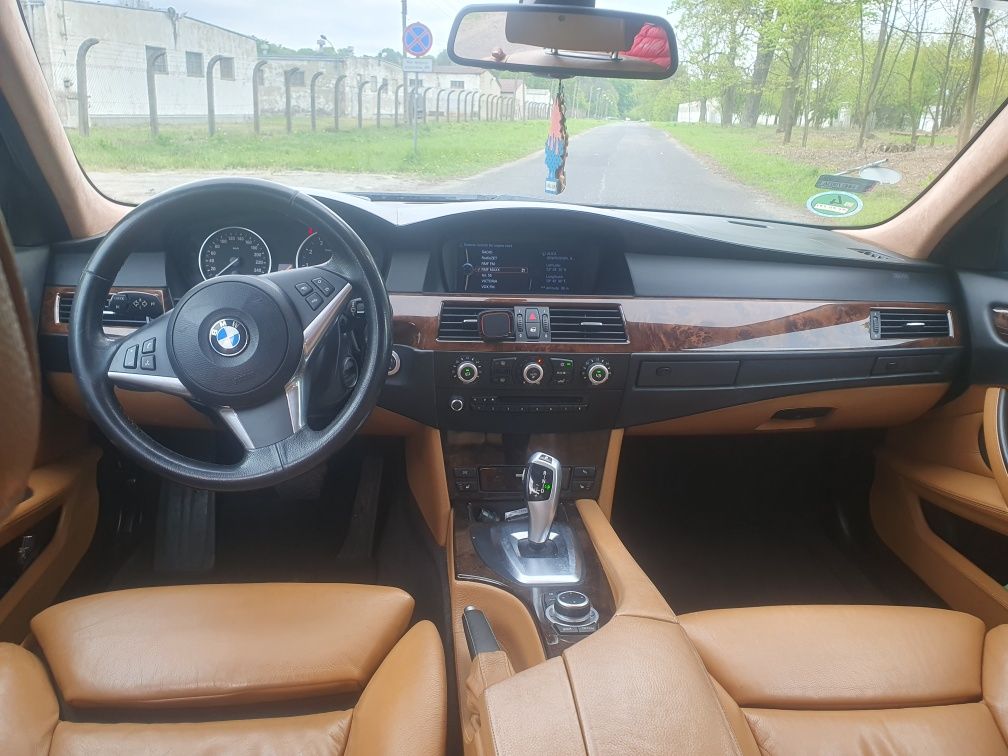 Bmw e61 530i 272km