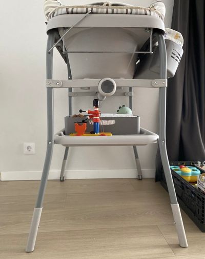 Пеленальний столик з ванною Cuddle & Bubble