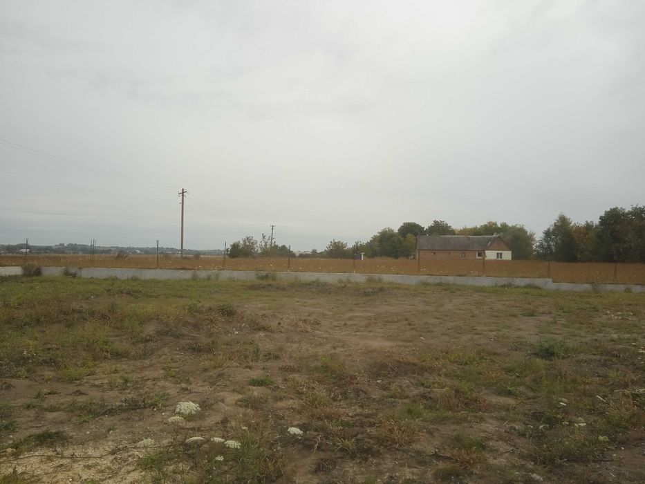 Продаж  земельної ділянки, площею 0,1868 га, Рівненська обл.