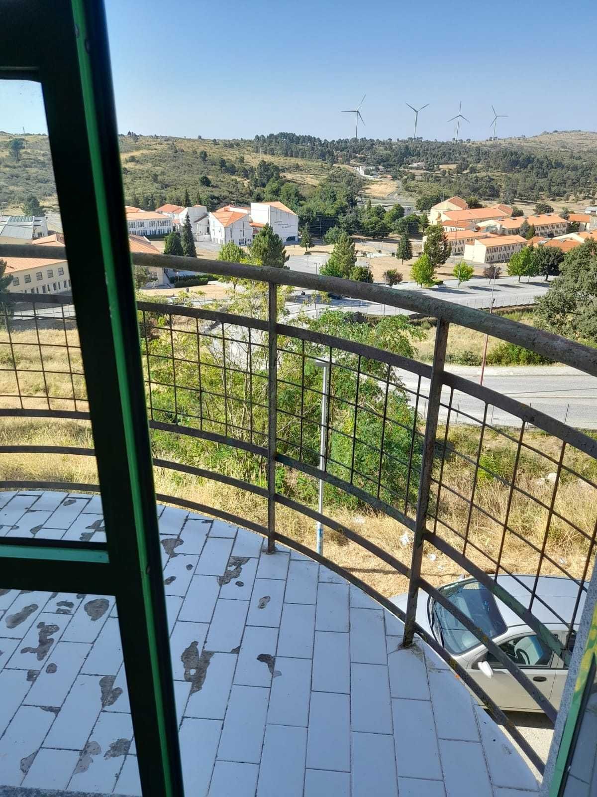 Quartos - Estudantes - junto ao Ipg