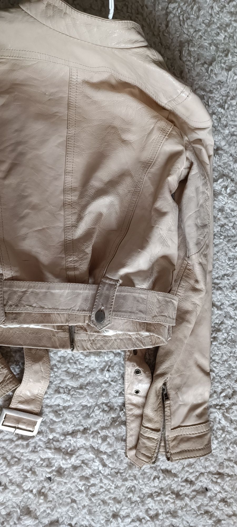 Ramoneska Stradivarius  skóra naturalna kremowa L