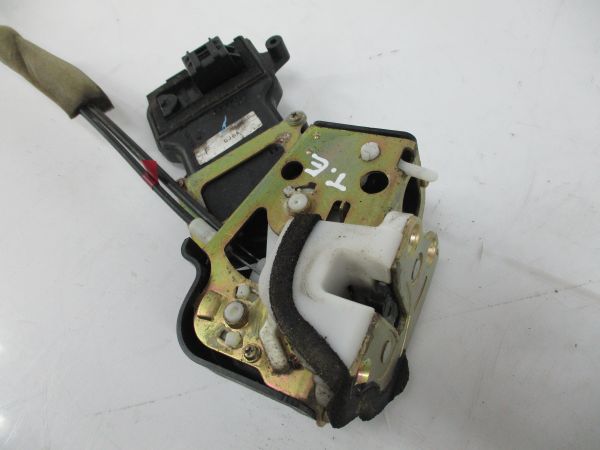 Fechadura / fecho porta trás esquerdo MAZDA 6 Station Wagon (GY)