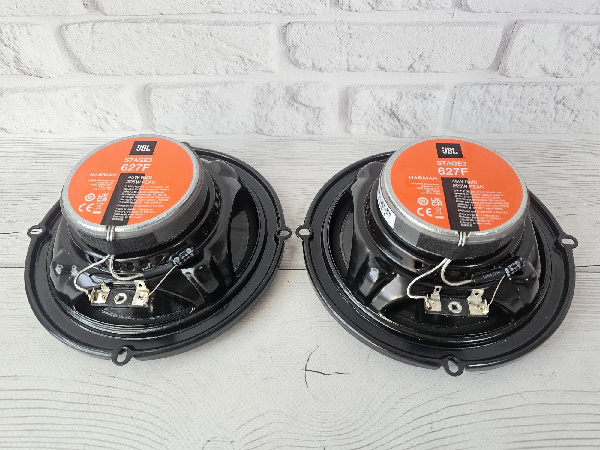 Автомобільні коаксіальні динаміки / Динамики JBL STAGE3 627F (16,5 см)