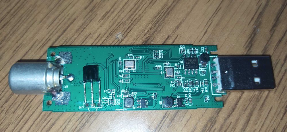 ТВ TV тюнер DVB-Т/T2/C+FM+DAB Astrometa USB адаптер-свисток