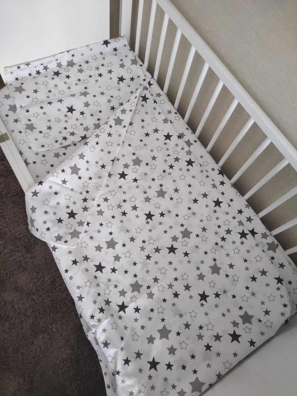 Комплект постільної білизни в дитяче ліжечко кроватку